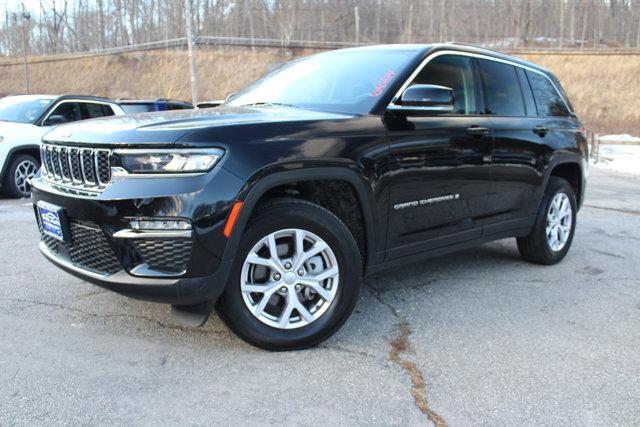 used 2022 Jeep Grand Cherokee car, priced at $29,499