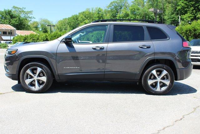 used 2022 Jeep Cherokee car, priced at $29,999