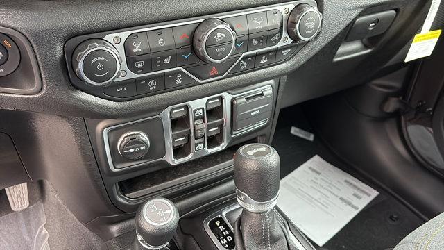 new 2026 Jeep Wrangler car, priced at $51,726