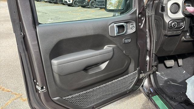 new 2026 Jeep Wrangler car, priced at $51,726