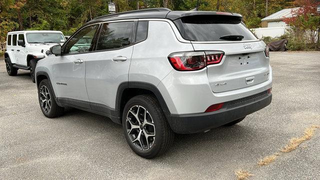 new 2025 Jeep Compass car, priced at $37,125