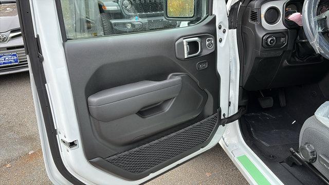 new 2026 Jeep Wrangler car, priced at $51,195