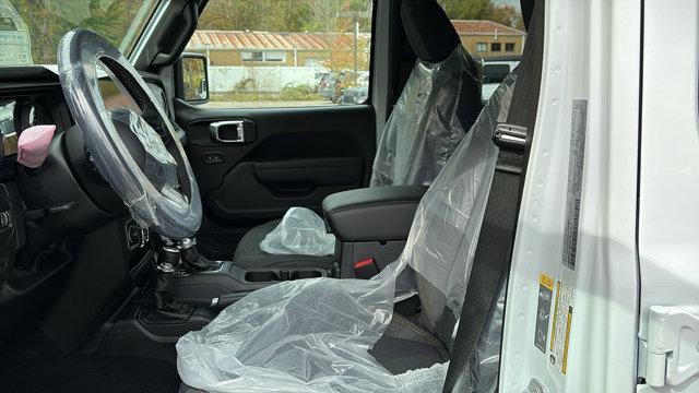 new 2026 Jeep Wrangler car, priced at $51,195