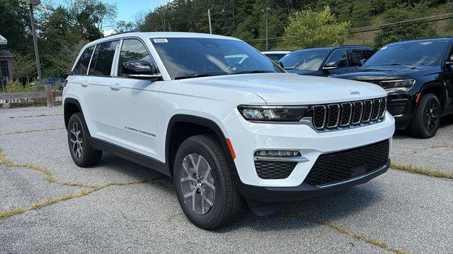 new 2025 Jeep Grand Cherokee car, priced at $46,900