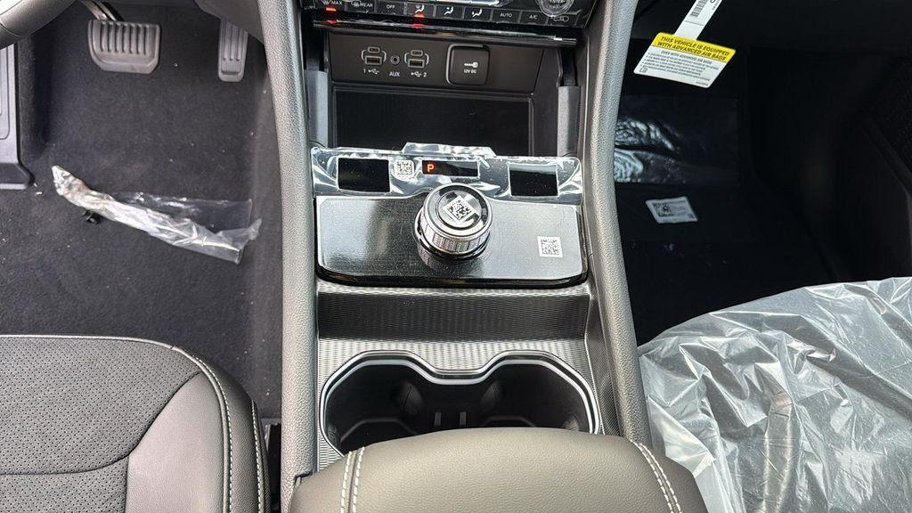 new 2025 Jeep Grand Cherokee car, priced at $47,195