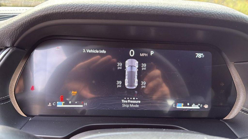 new 2025 Jeep Grand Cherokee car, priced at $47,195