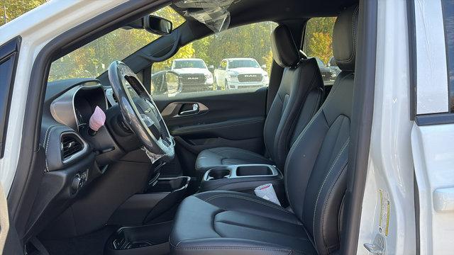 new 2026 Chrysler Pacifica car, priced at $46,615