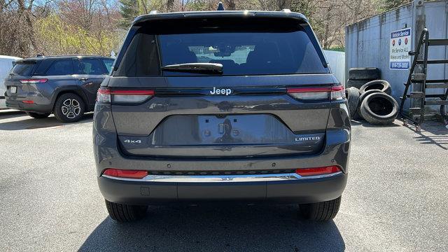 new 2025 Jeep Grand Cherokee car, priced at $50,010