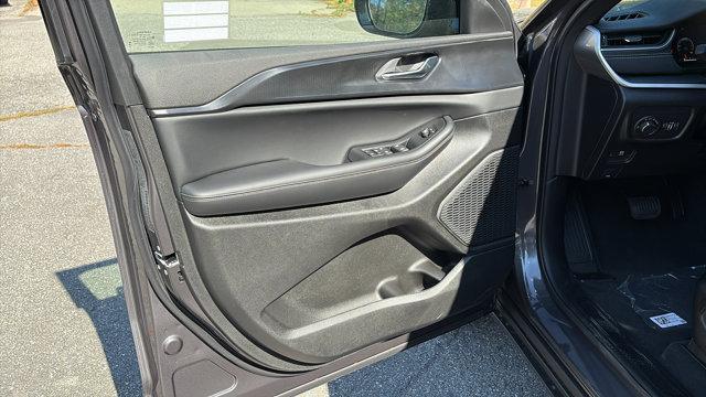 new 2025 Jeep Grand Cherokee L car, priced at $47,721