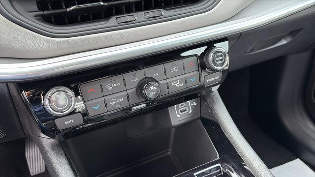 new 2026 Jeep Compass car, priced at $34,999