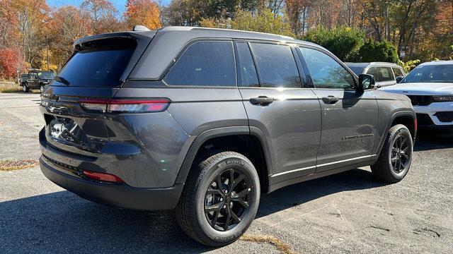 new 2025 Jeep Grand Cherokee car, priced at $45,387