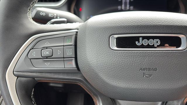 new 2025 Jeep Grand Cherokee car, priced at $46,730