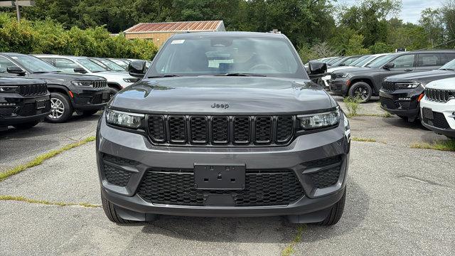new 2025 Jeep Grand Cherokee car, priced at $46,730