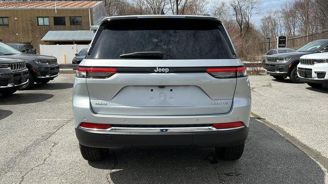 new 2025 Jeep Grand Cherokee car, priced at $50,010