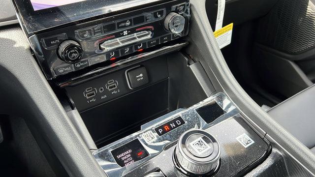 new 2025 Jeep Grand Cherokee car, priced at $50,010