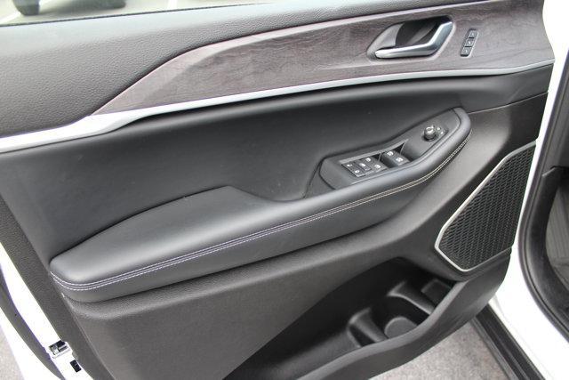 used 2022 Jeep Grand Cherokee L car, priced at $33,499