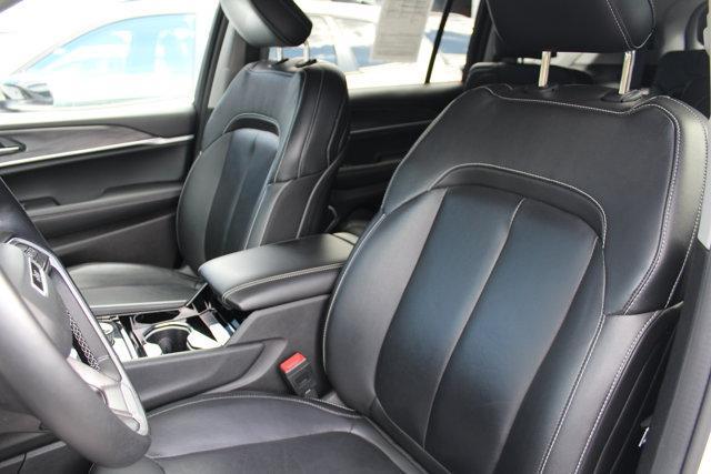 used 2022 Jeep Grand Cherokee L car, priced at $33,499