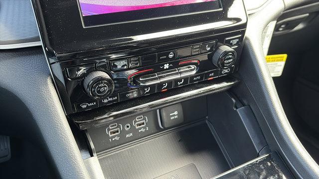 new 2025 Jeep Grand Cherokee car, priced at $45,595