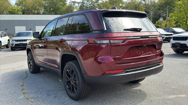 new 2025 Jeep Grand Cherokee car, priced at $45,595