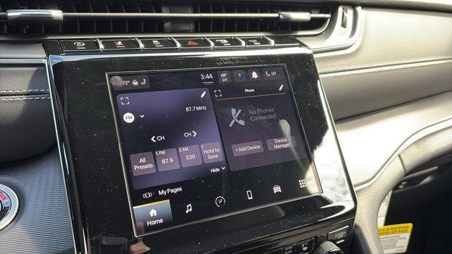 new 2025 Jeep Grand Cherokee car, priced at $45,595
