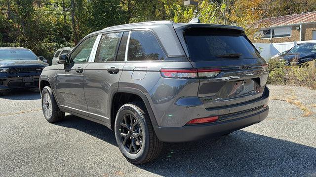 new 2025 Jeep Grand Cherokee car, priced at $46,730