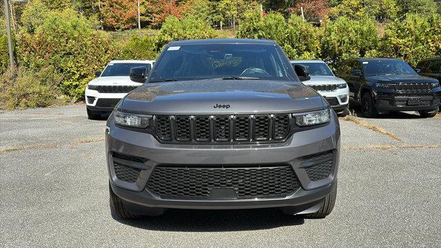new 2025 Jeep Grand Cherokee car, priced at $46,730