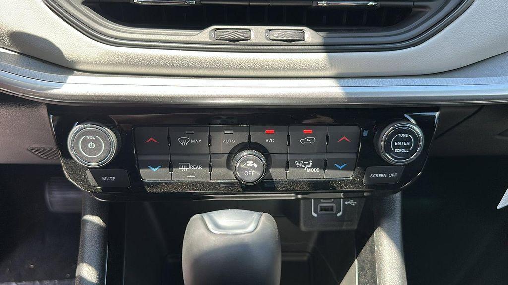 new 2025 Jeep Compass car, priced at $34,240