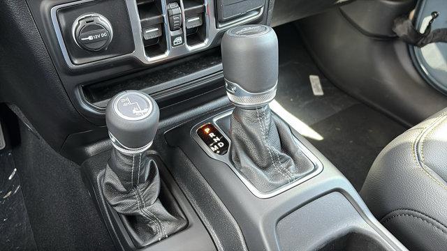 new 2025 Jeep Gladiator car, priced at $49,695