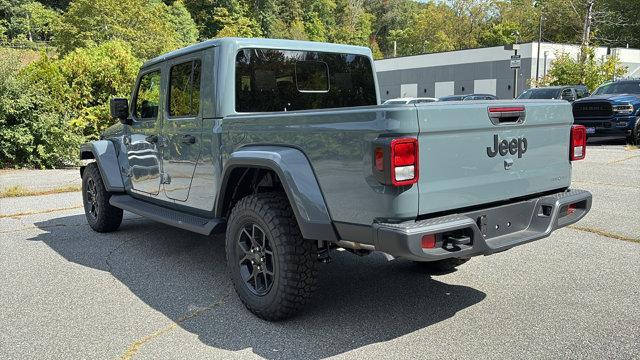 new 2025 Jeep Gladiator car, priced at $49,695