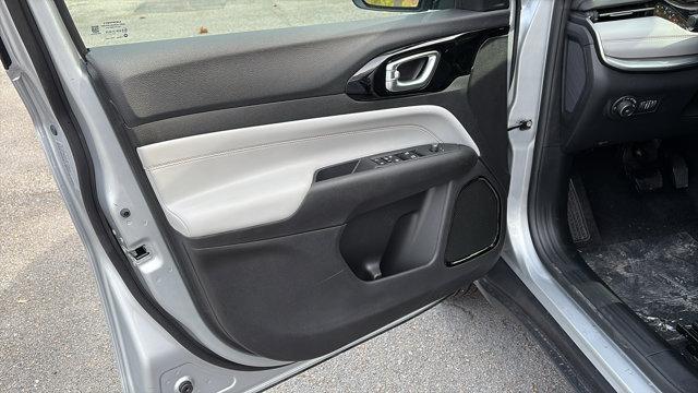 new 2026 Jeep Compass car, priced at $35,131