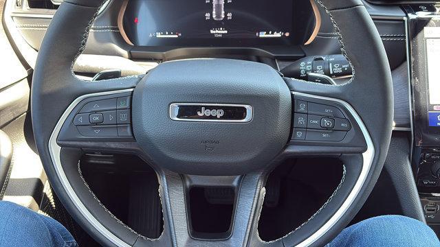 new 2025 Jeep Grand Cherokee car, priced at $46,999