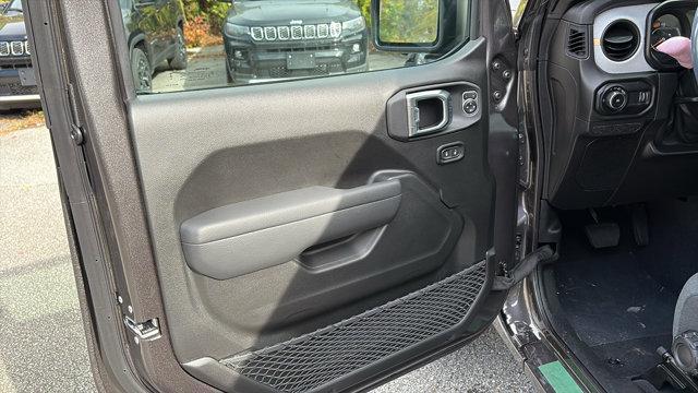 new 2026 Jeep Wrangler car, priced at $49,999