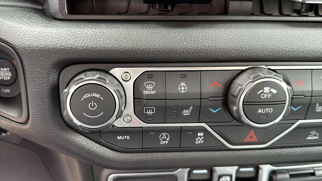 new 2026 Jeep Wrangler car, priced at $55,620