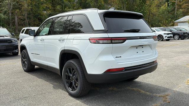 new 2025 Jeep Grand Cherokee car, priced at $46,135