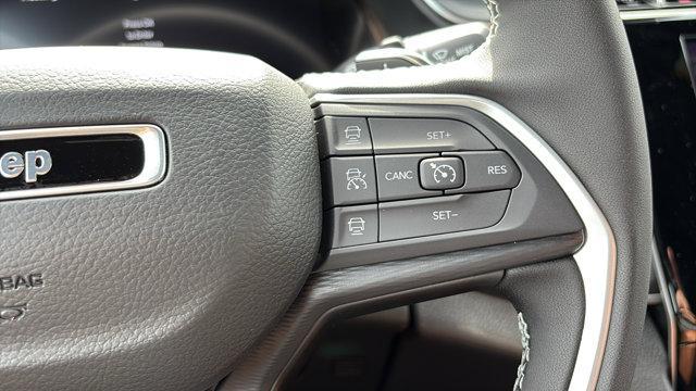 new 2025 Jeep Grand Cherokee car, priced at $46,135