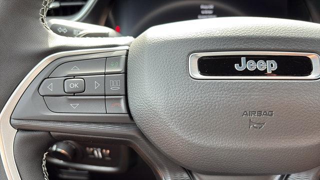new 2025 Jeep Grand Cherokee car, priced at $46,135
