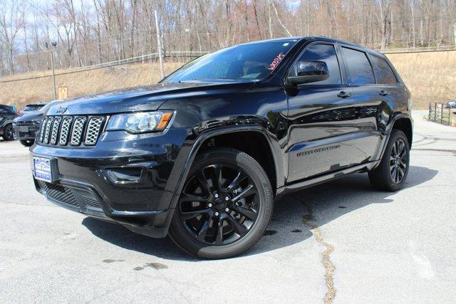 used 2022 Jeep Grand Cherokee WK car, priced at $34,295