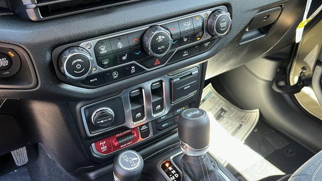 new 2025 Jeep Wrangler car, priced at $48,475