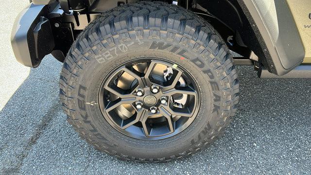 new 2025 Jeep Wrangler car, priced at $48,475