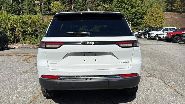 new 2025 Jeep Grand Cherokee car, priced at $46,010