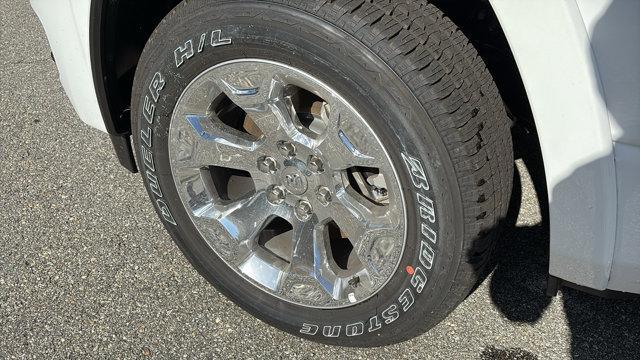 new 2025 Ram 1500 car, priced at $60,700