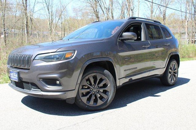 used 2020 Jeep Cherokee car, priced at $27,098