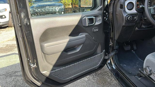 new 2026 Jeep Wrangler car, priced at $48,499