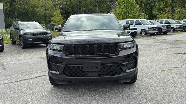 new 2025 Jeep Grand Cherokee car, priced at $46,730