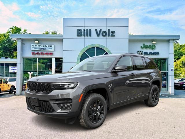 new 2025 Jeep Grand Cherokee car, priced at $46,195