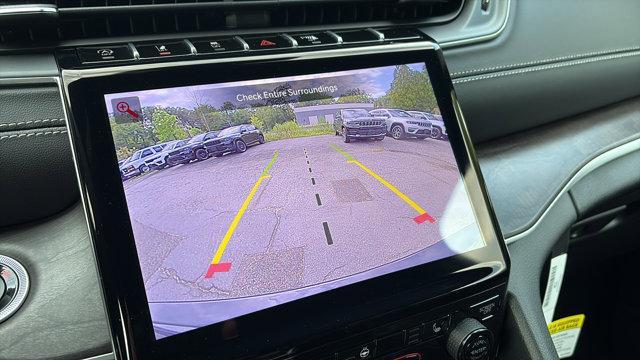 new 2025 Jeep Grand Cherokee car, priced at $49,695