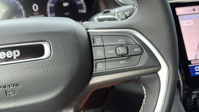 new 2025 Jeep Grand Cherokee car, priced at $49,695