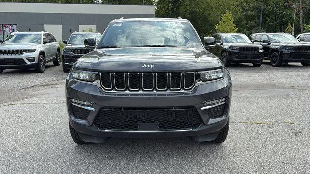 new 2025 Jeep Grand Cherokee car, priced at $49,695