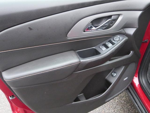 used 2021 Chevrolet Traverse car, priced at $29,490