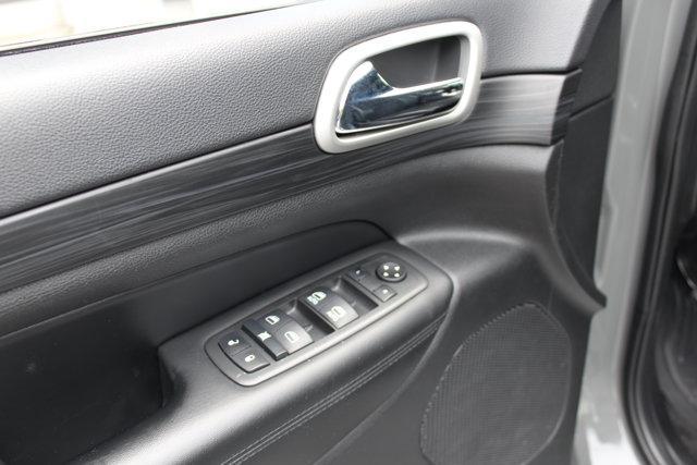 used 2022 Jeep Grand Cherokee WK car, priced at $29,599